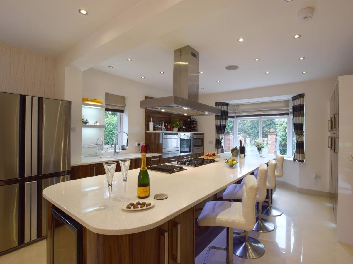 Villa Solway à Chester Extérieur photo