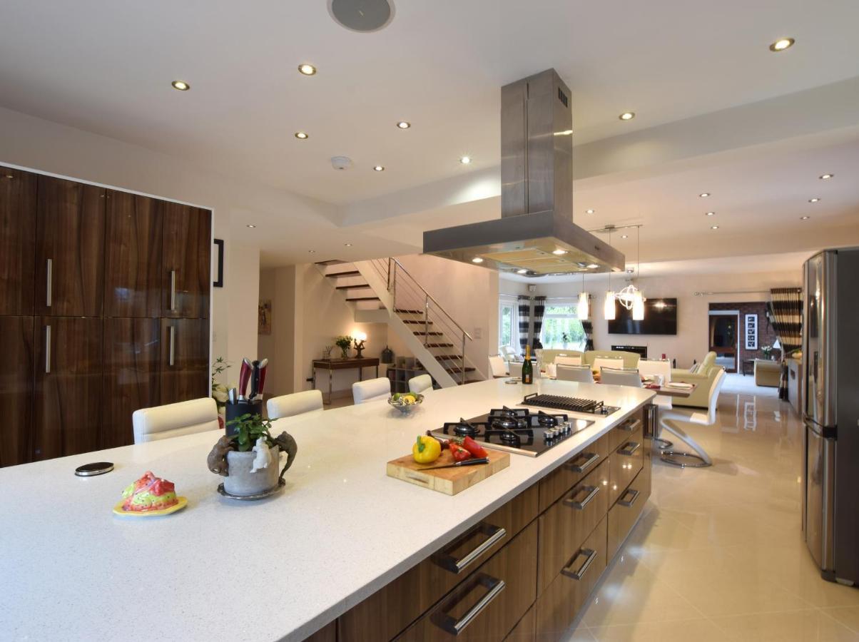 Villa Solway à Chester Extérieur photo